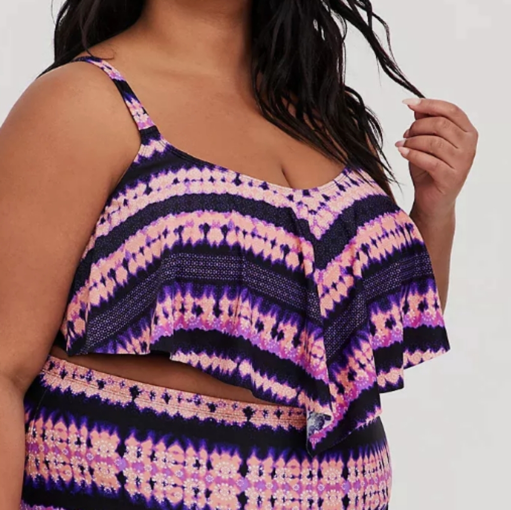 Pink & purple tie-dye medallion wireless flounce bikini top 2x plus